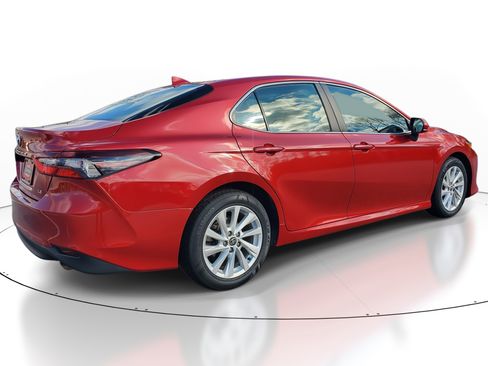 Certified 2023 Toyota Camry LE image 6