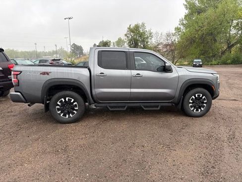 Used 2023 Nissan Frontier PRO-4X w/ Pro Convenience Package AWD/4WD image 7