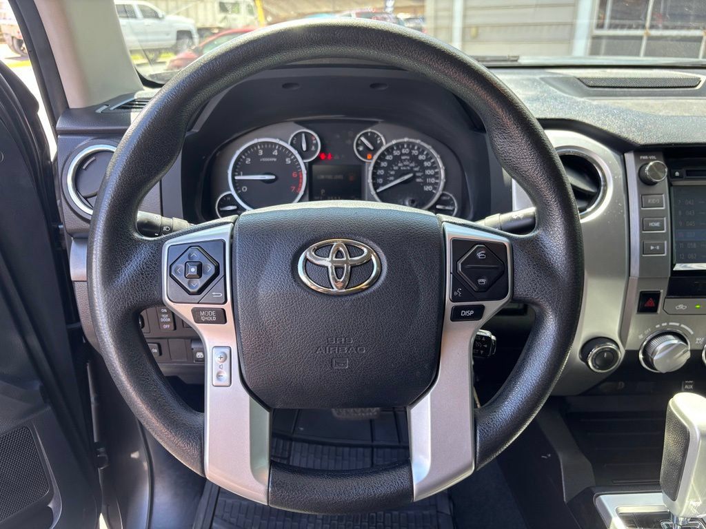 Used 2016 Toyota Tundra SR5 w/ SR5 Upgrade Package AWD/4WD image 43