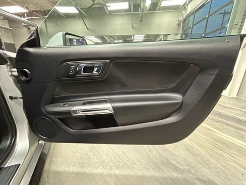 Used 2016 Ford Mustang Convertible w/ Equipment Group 051A RWD image 34