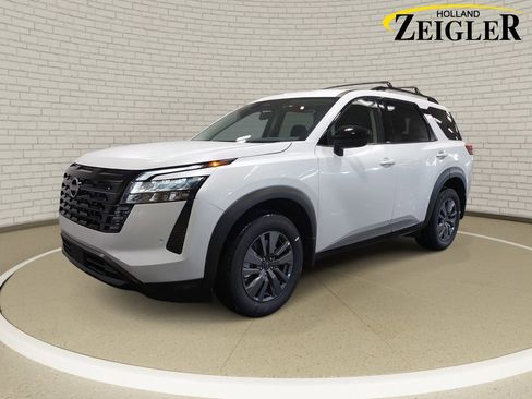 New 2026 Nissan Pathfinder SV AWD/4WD image 1
