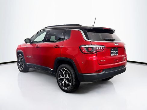 Used 2025 Jeep Compass Limited AWD/4WD image 5