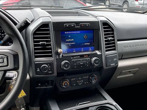 Used 2021 Ford F250 XLT w/ FX4 Off-Road Package AWD/4WD image 10
