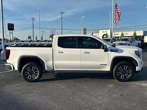 New 2026 GMC Sierra 1500 AT4 w/ AT4 Premium Package AWD/4WD image 14