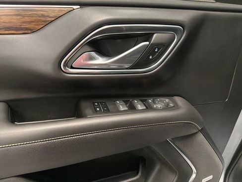 Used 2023 Chevrolet Tahoe Premier RWD image 13