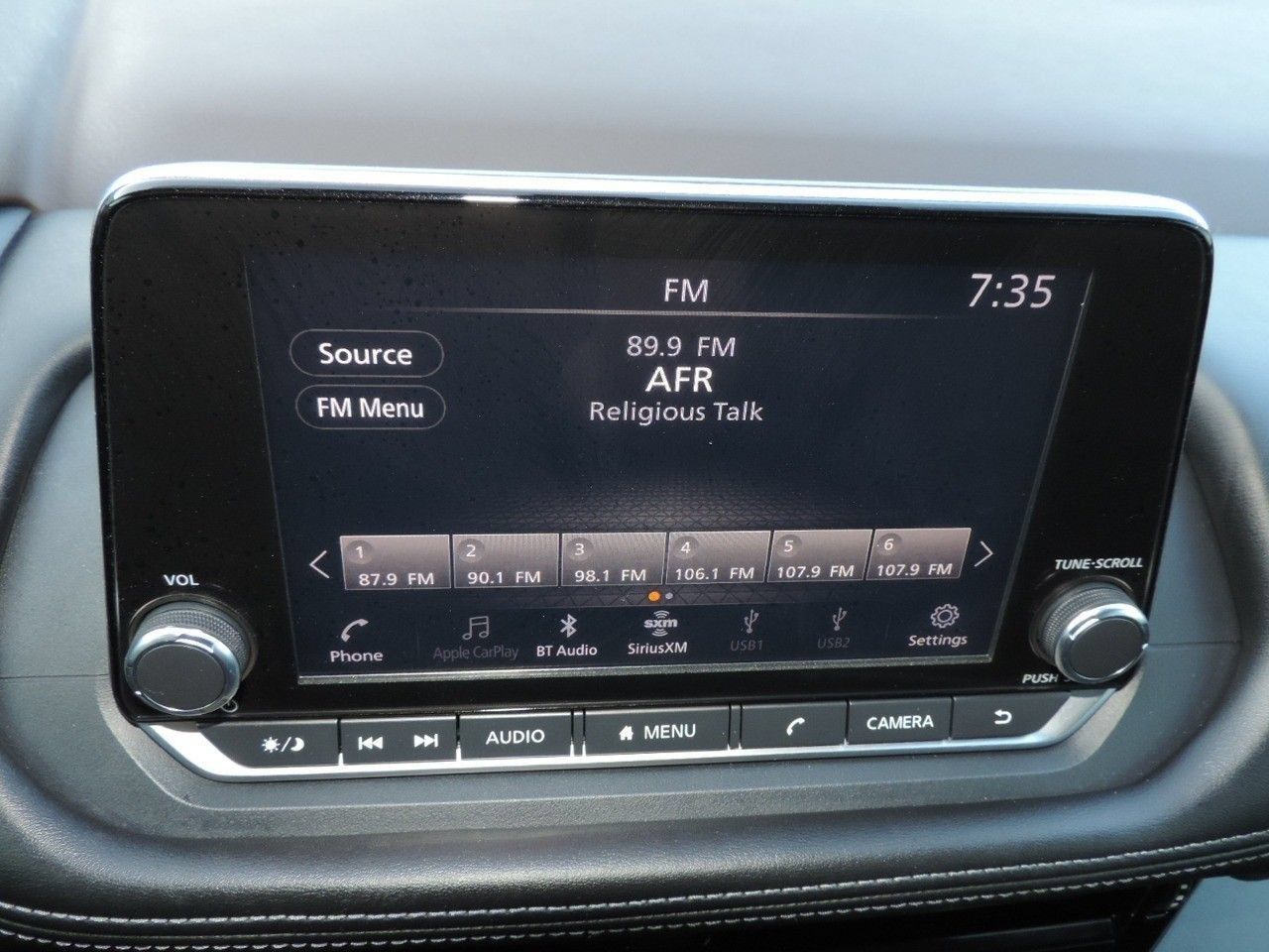 Used 2022 Nissan Rogue SV FWD image 22