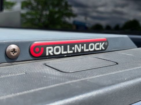 Used 2018 Chevrolet Silverado 1500 LTZ Z71 w/ Centennial Edition image 11