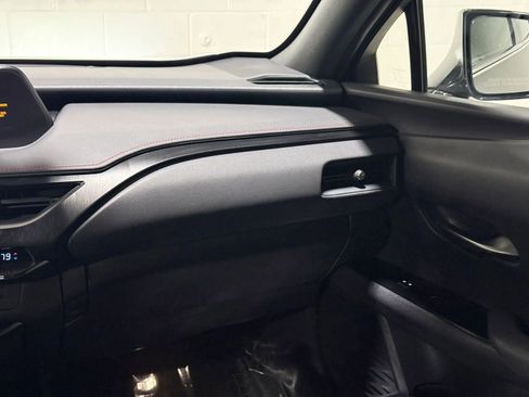 Used 2019 Lexus UX 200 F Sport w/ F Sport Premium Package FWD image 25