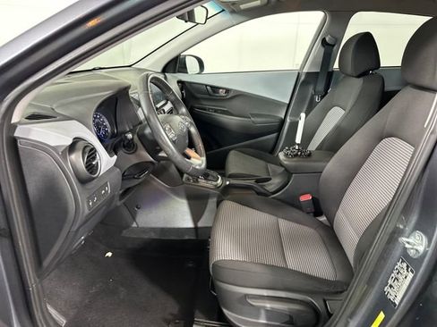 Used 2019 Hyundai Kona SEL image 11