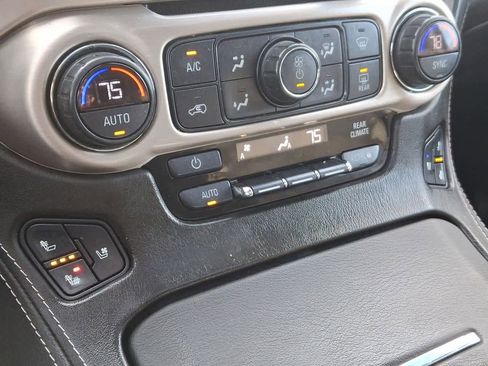 Used 2020 GMC Yukon XL Denali w/ Open Road Package image 25