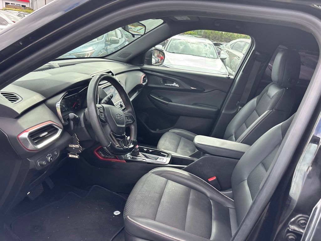 Used 2023 Chevrolet TrailBlazer RS FWD image 10