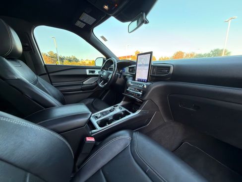 Used 2020 Ford Explorer ST w/ ST Street Pack image 20