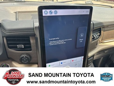 Used 2023 Ford Expedition Limited RWD image 22