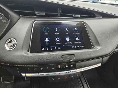 Used 2020 Cadillac XT4 Sport w/ Technology Package image 8