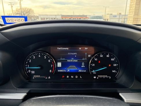 Used 2021 Ford Explorer XLT w/ Equipment Group 202A image 7