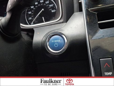 Used 2022 Toyota Avalon XSE w/ Carpet Mat Package (TMS) image 24