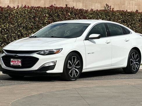 Certified 2025 Chevrolet Malibu RS image 8