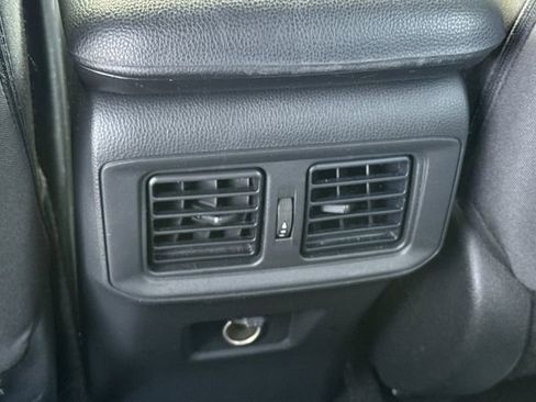 Used 2023 Toyota RAV4 LE image 40