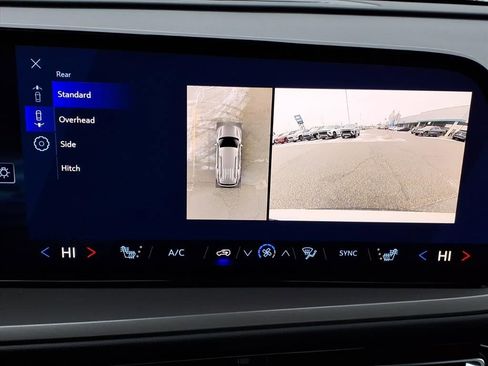 New 2026 Chevrolet Traverse LT w/ Sun and Wheel Package image 38