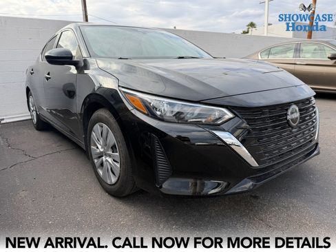 Used 2025 Nissan Sentra S image 5