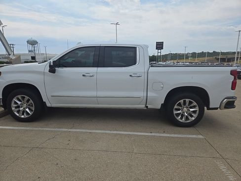 Used 2022 Chevrolet Silverado 1500 LTZ w/ LTZ Premium Texas Edition AWD/4WD image 2