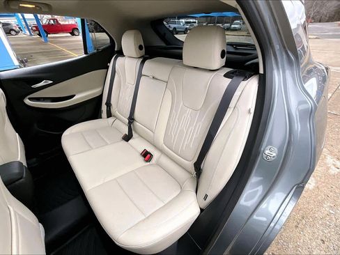 Used 2025 Buick Encore GX Avenir w/ Avenir Technology Package image 21