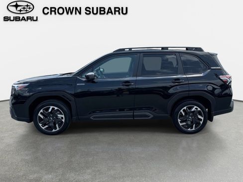 Used 2025 Subaru Forester Limited AWD/4WD image 8