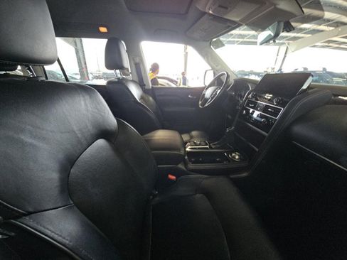 Used 2024 INFINITI QX80 Luxe AWD/4WD image 5
