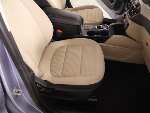 Used 2022 Ford Escape SE w/ Convenience Package FWD image 14
