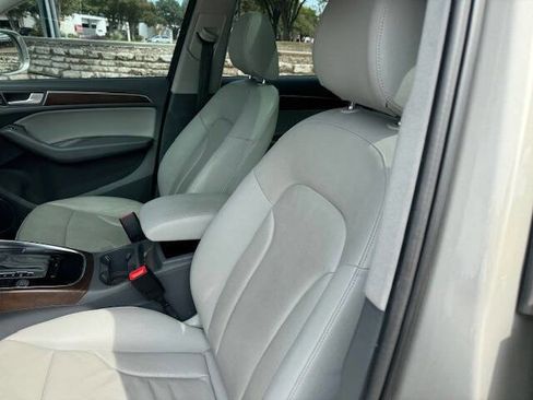 Used 2013 Audi Q5 2.0T Premium Plus AWD/4WD image 28