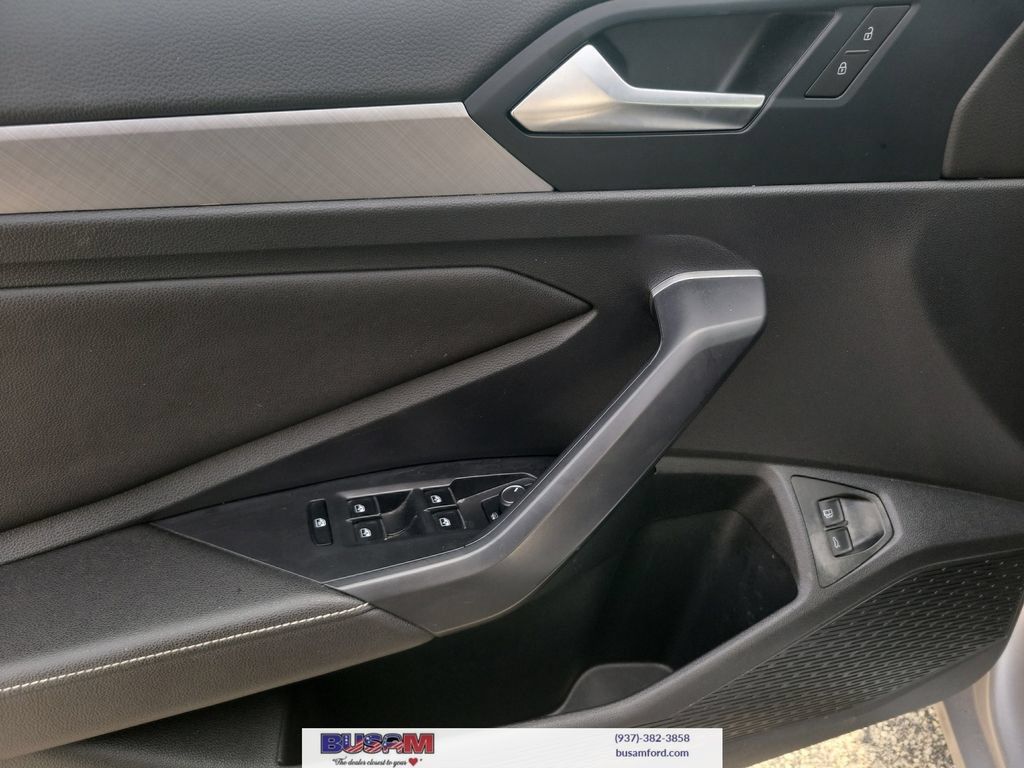 Used 2024 Volkswagen Jetta SE FWD image 14