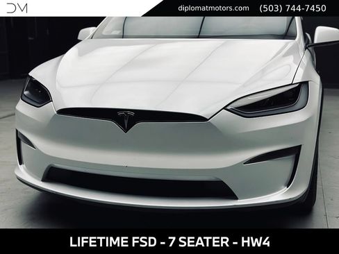 Used 2025 Tesla Model X AWD/4WD image 13