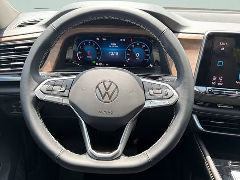 New 2026 Volkswagen Atlas SE FWD image 12