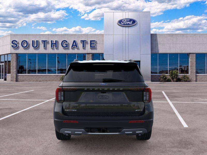 Used 2026 Ford Explorer Active w/ Active Comfort Package AWD/4WD image 5
