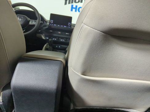 Certified 2023 Honda Accord EX image 31
