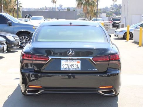 Certified 2022 Lexus LS 500 w/ Accessory Package (Z2) RWD image 20