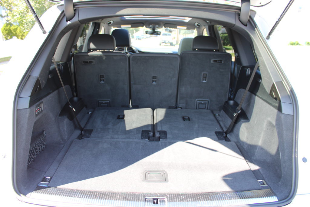 Used 2025 Audi Q7 3.0T Premium Plus AWD/4WD image 35