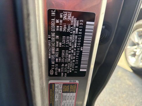 Used 2016 Kia Sorento SX image 23