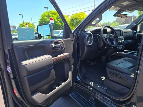 Used 2022 GMC Sierra 3500 Denali w/ Denali Ultimate Package AWD/4WD image 21