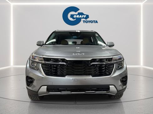 Used 2024 Kia Seltos EX AWD/4WD image 12