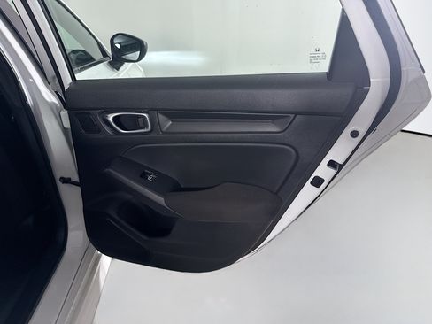 Used 2025 Honda Civic Sport image 28