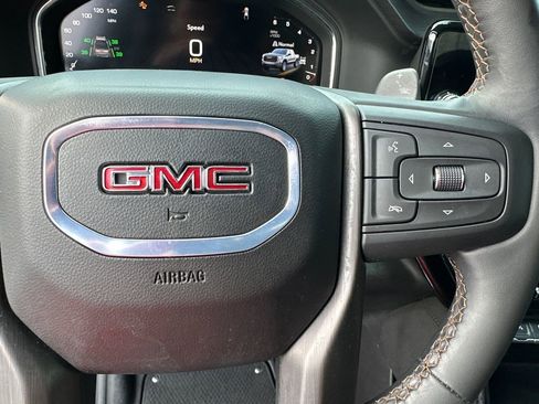 Used 2024 GMC Sierra 1500 AT4 w/ AT4 Premium Package AWD/4WD image 27
