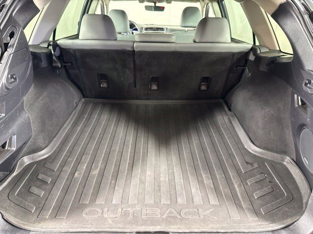 Used 2019 Subaru Outback 3.6R Limited AWD/4WD image 33