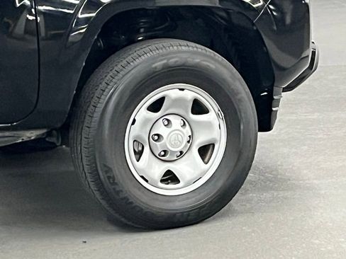 Used 2023 Toyota Tacoma SR5 RWD image 35