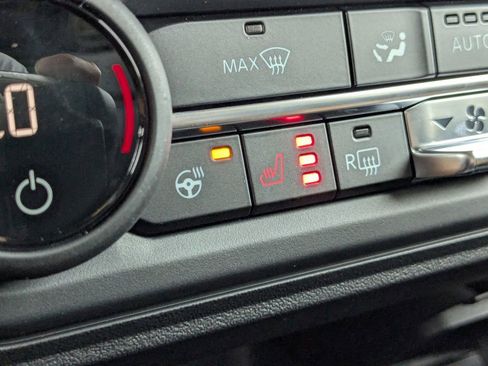 New 2025 Ford Bronco Badlands image 41