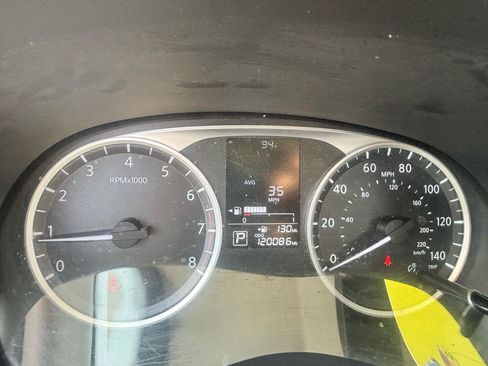 Used 2024 Nissan Kicks S FWD image 49