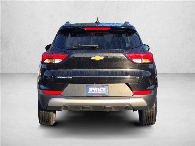 Used 2025 Chevrolet TrailBlazer LT FWD image 7