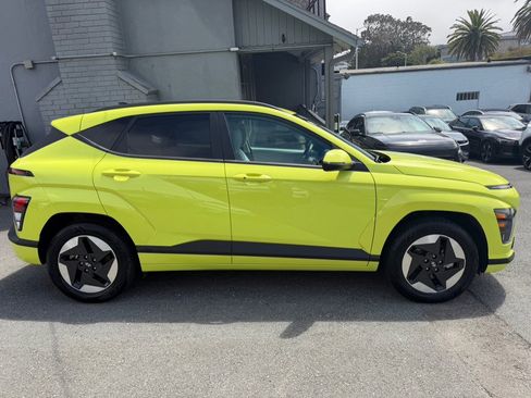 Used 2024 Hyundai Kona SEL FWD image 7