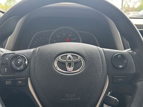 Used 2014 Toyota RAV4 LE AWD/4WD image 7
