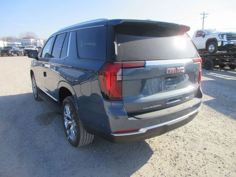 New 2026 GMC Yukon Elevation image 7